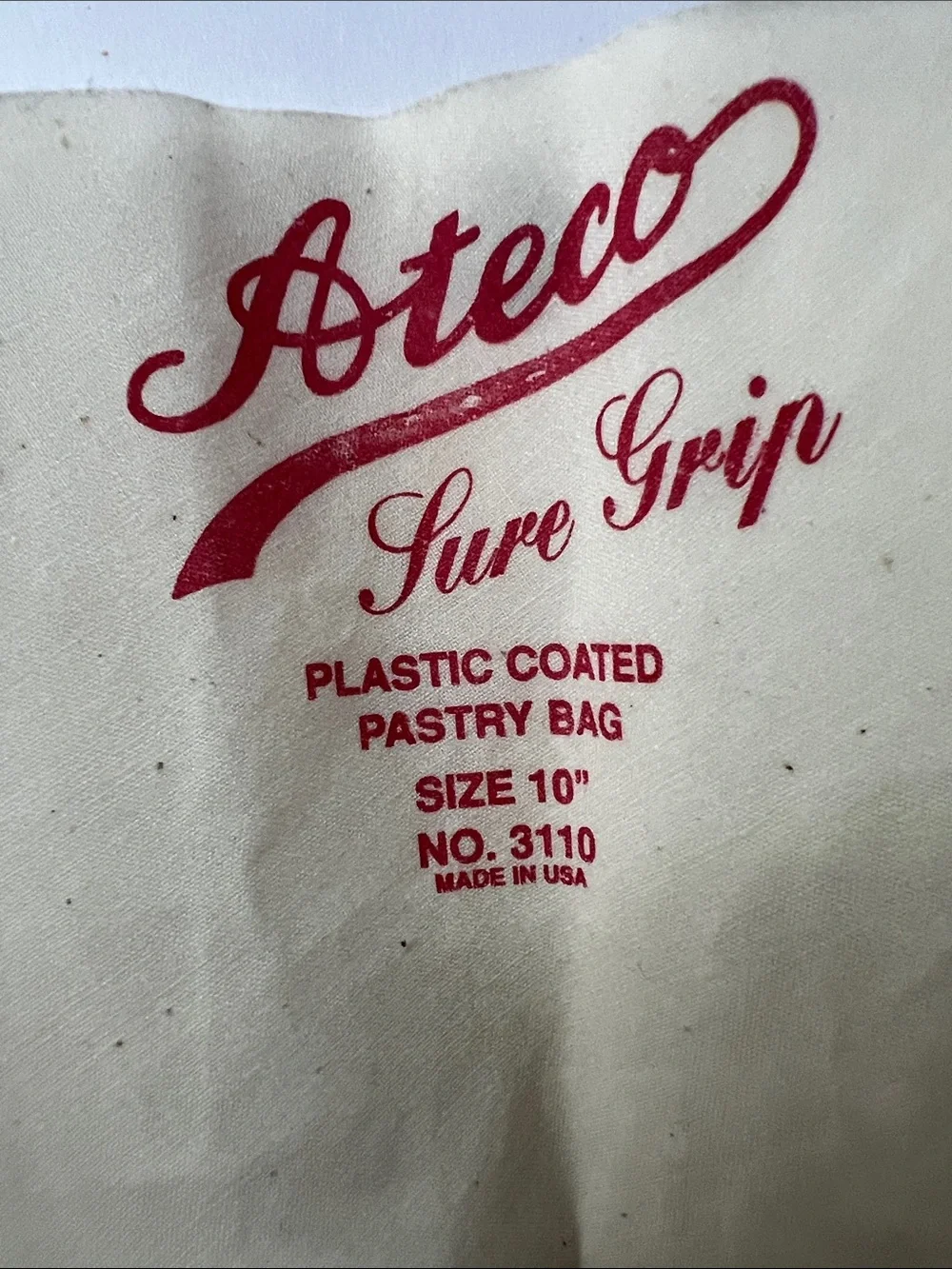 Vintage White Pastry Bag & Cake Decorating Tip Set